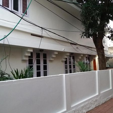 Capital Comfort Hotel Thiruvananthapuram Zewnętrze zdjęcie